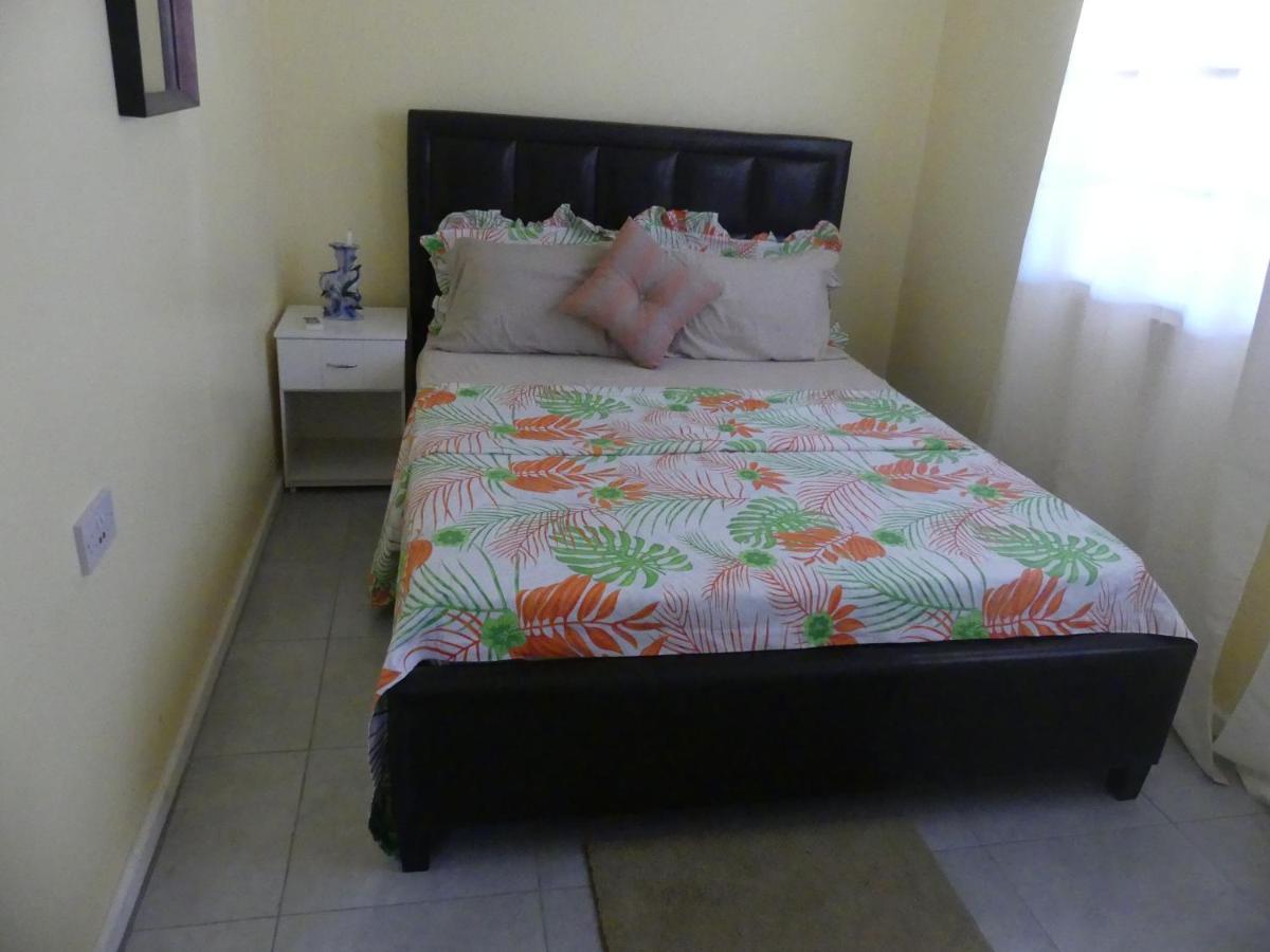Southern Haven Guesthouse Laborie Extérieur photo