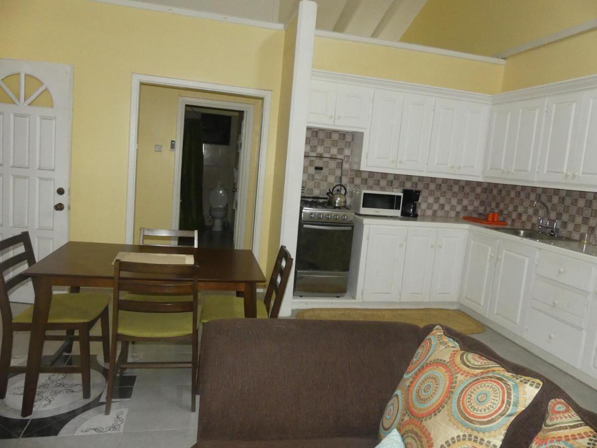 Southern Haven Guesthouse Laborie Extérieur photo